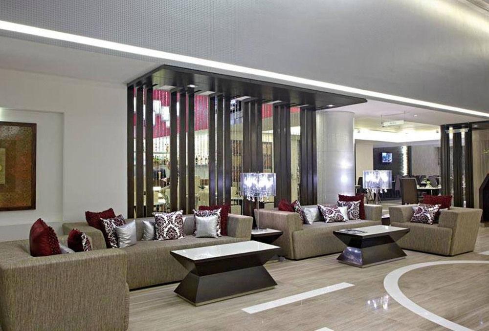 Radisson Hotel Sector 29 Gurugram Ґурґаон Екстер'єр фото